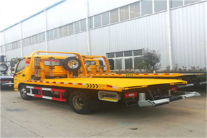 赣州附近拖车救援搭电