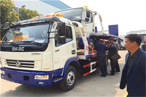 赣州汽车道路救援拖车价格